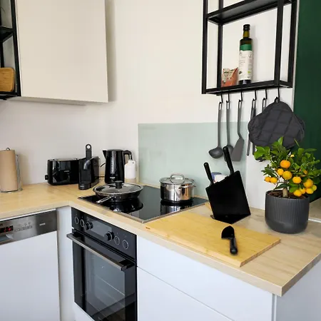 Nora One טראבן-טרארבאך