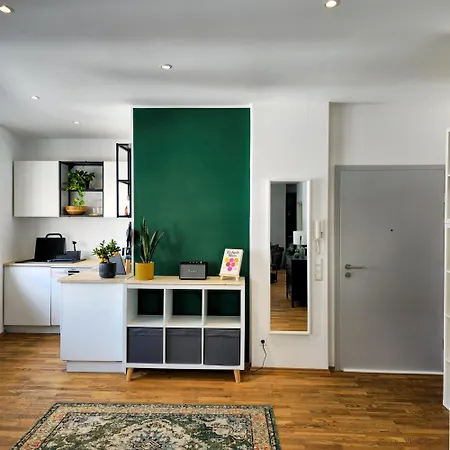 Nora One Apartment